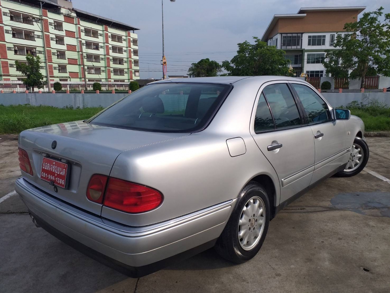 E230 shop mercedes 1996